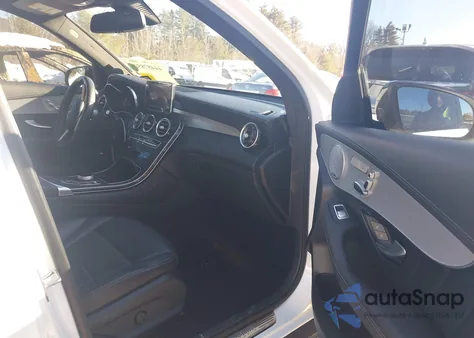 2019 Mercedes-Benz Glc 300 z USA, uszkodzony, nr VIN WDC0G4JB6K1000336